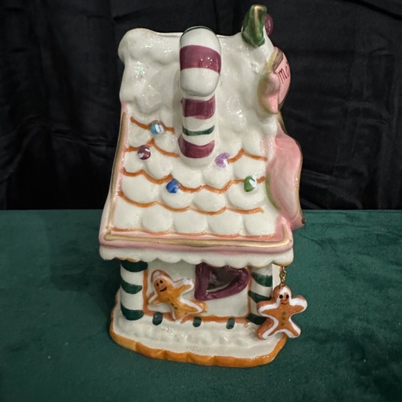 Blue Sky Clayworks, 2009 Vintage, Moms Cookie Cottage, votive/candle holder - Picture 2 of 5